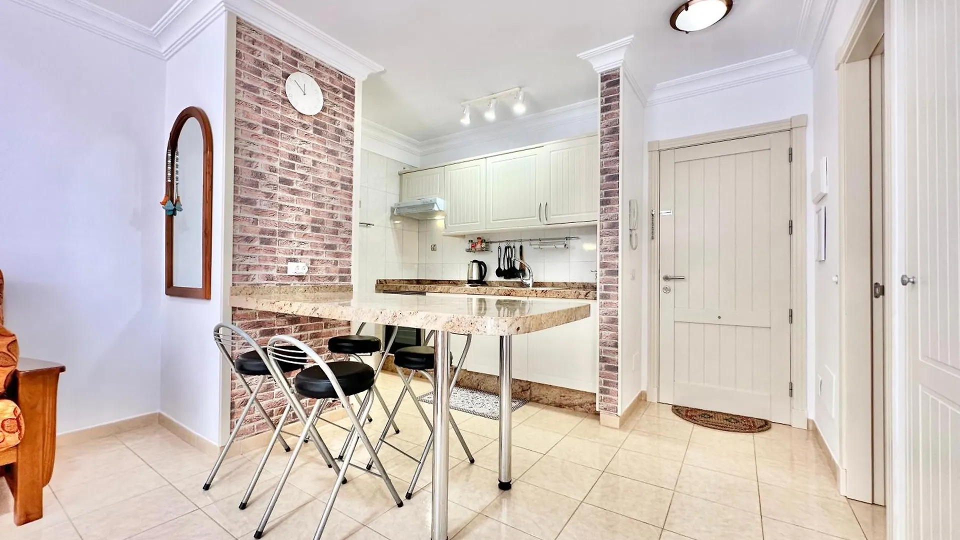 Olivia Sunset Apartment Puerto de Santiago  Spain
